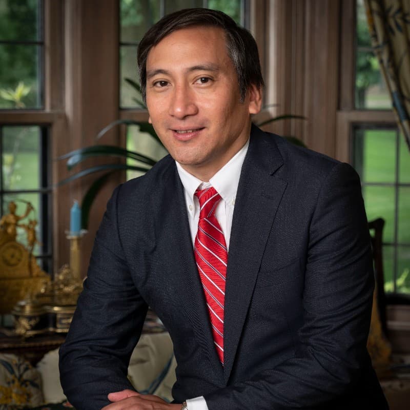 Robert Ramos